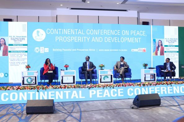 [#if smallImage??]
    [#if smallImage?is_hash]
        [#if smallImage.alt??]
            ${smallImage.alt}
        [/#if]
    [/#if]
[/#if]