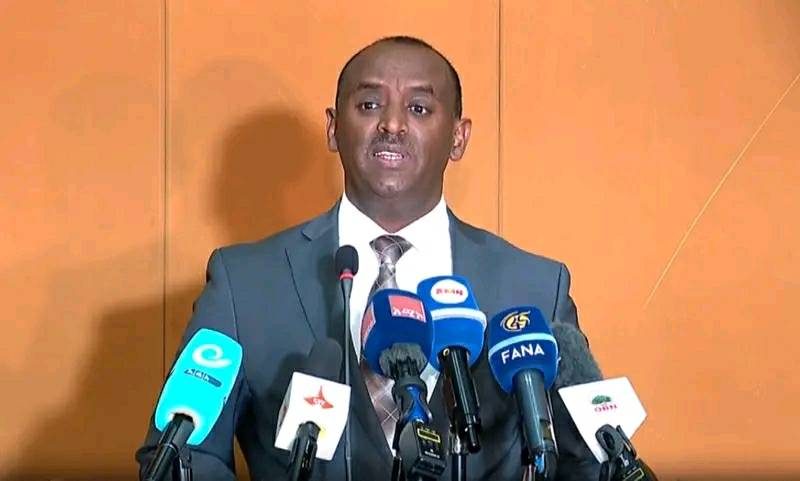 [#if smallImage??]
    [#if smallImage?is_hash]
        [#if smallImage.alt??]
            ${smallImage.alt}
        [/#if]
    [/#if]
[/#if]