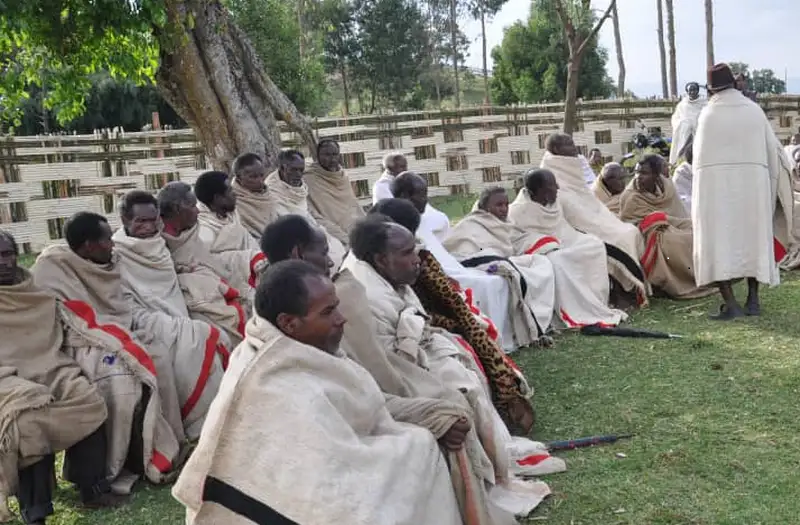 [#if smallImage??]
    [#if smallImage?is_hash]
        [#if smallImage.alt??]
            ${smallImage.alt}
        [/#if]
    [/#if]
[/#if]