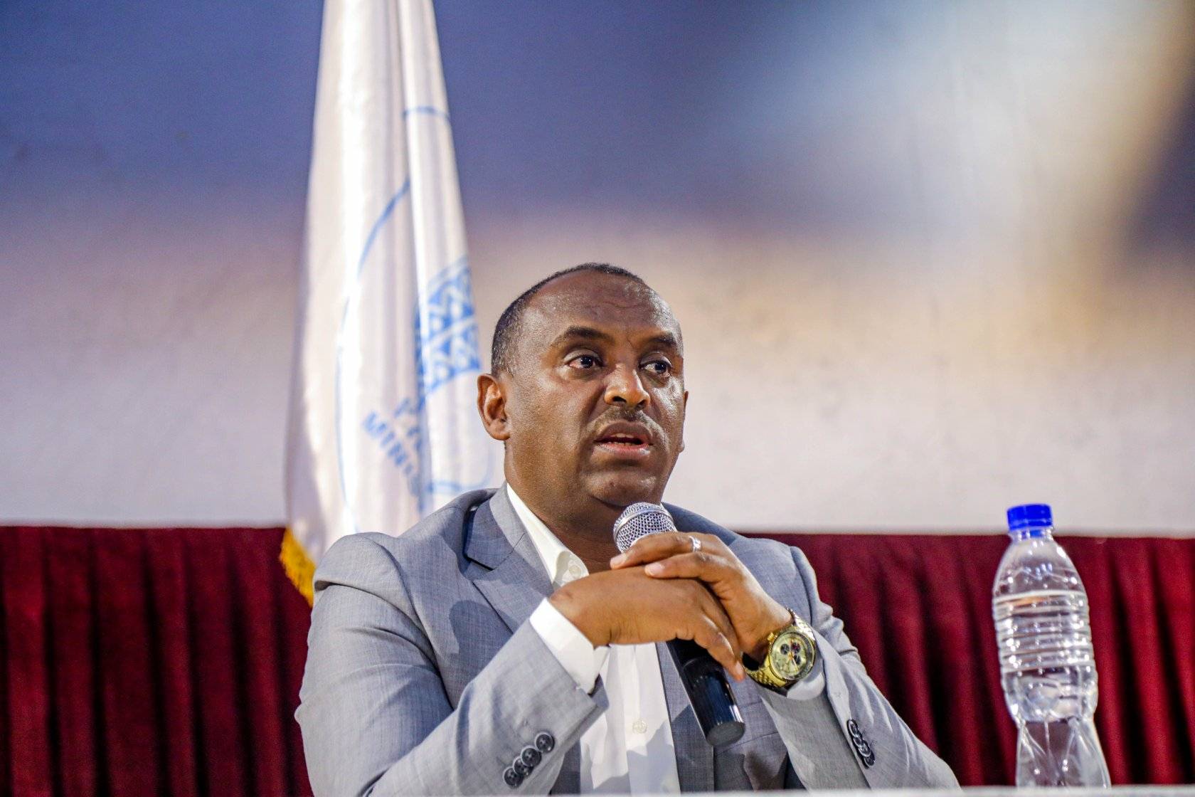 [#if smallImage??]
    [#if smallImage?is_hash]
        [#if smallImage.alt??]
            ${smallImage.alt}
        [/#if]
    [/#if]
[/#if]