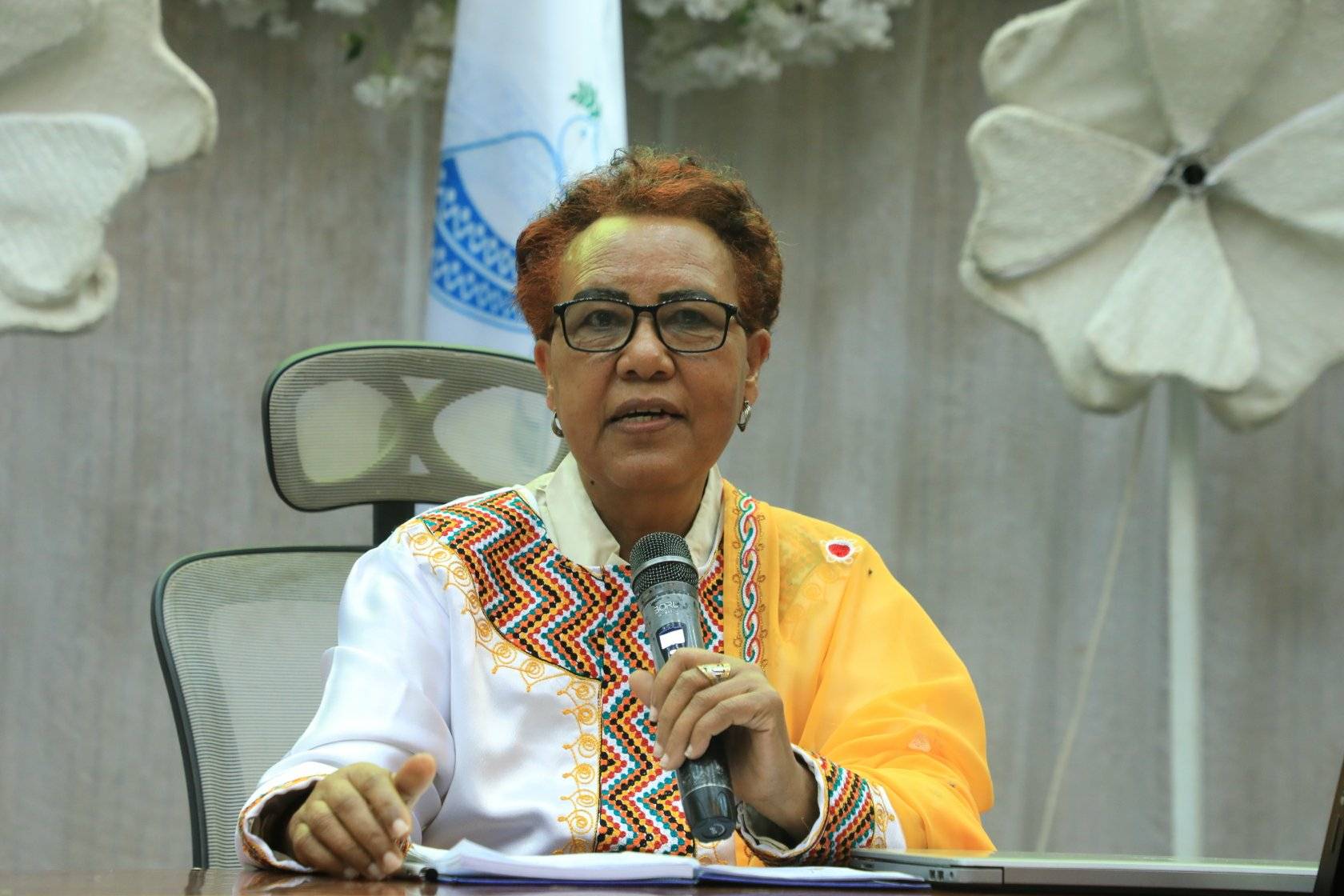 [#if smallImage??]
    [#if smallImage?is_hash]
        [#if smallImage.alt??]
            ${smallImage.alt}
        [/#if]
    [/#if]
[/#if]