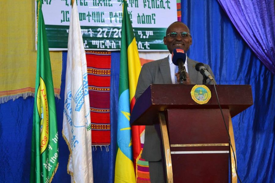 [#if smallImage??]
    [#if smallImage?is_hash]
        [#if smallImage.alt??]
            ${smallImage.alt}
        [/#if]
    [/#if]
[/#if]